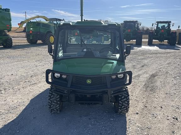 Image of John Deere XUV 835R equipment image 1