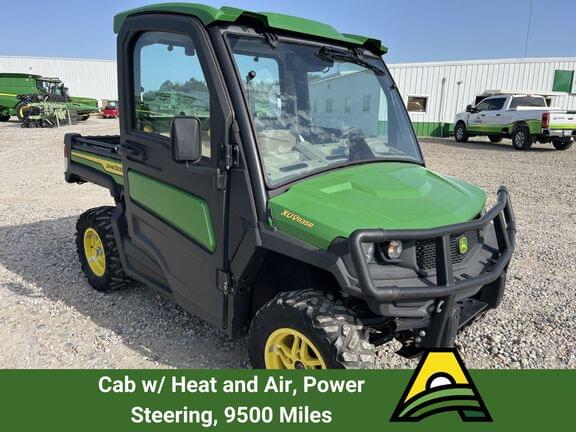 Image of John Deere XUV 835R Primary image