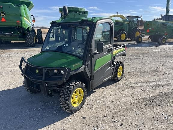 Image of John Deere XUV 835R Primary image