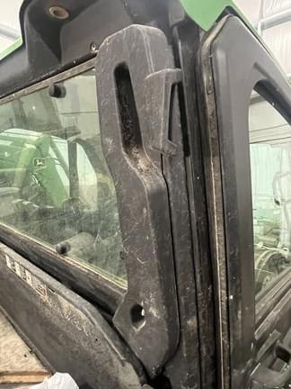 Image of John Deere XUV 835R equipment image 4