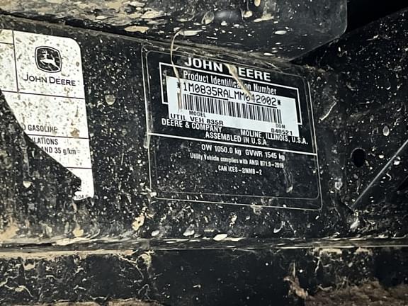 Image of John Deere XUV 835R equipment image 1