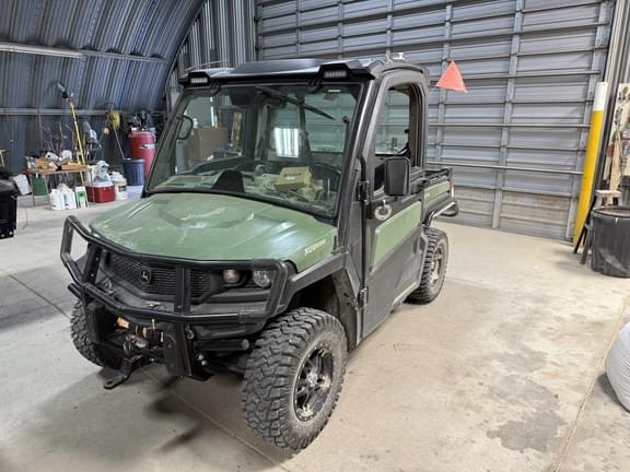 Image of John Deere XUV 835R Primary image