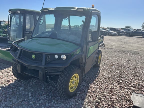 Main image John Deere XUV 835R