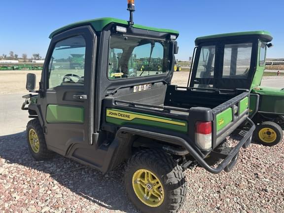 Image of John Deere XUV 835R equipment image 2