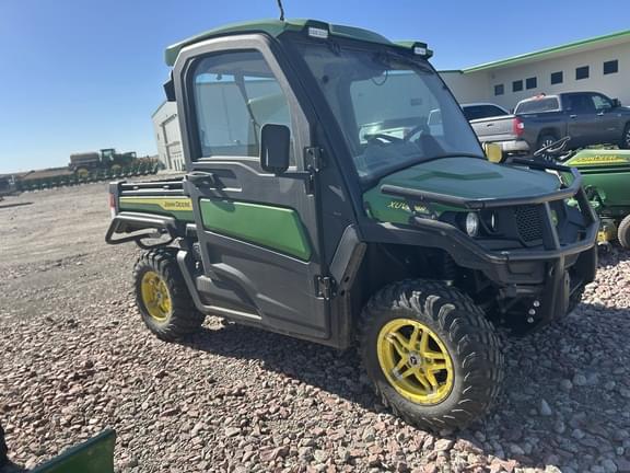 Image of John Deere XUV 835R equipment image 4