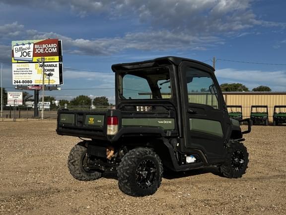 Image of John Deere XUV 835R equipment image 4