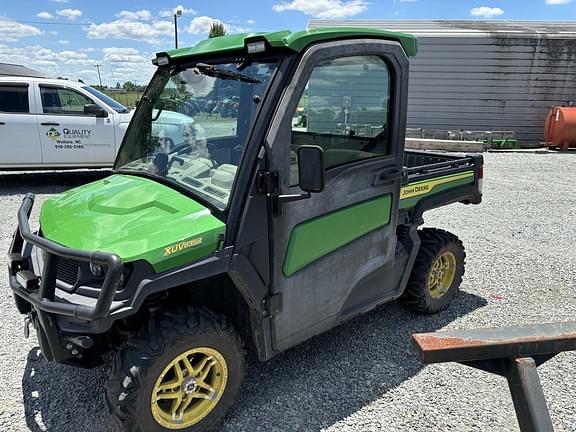 Image of John Deere XUV 835R equipment image 1