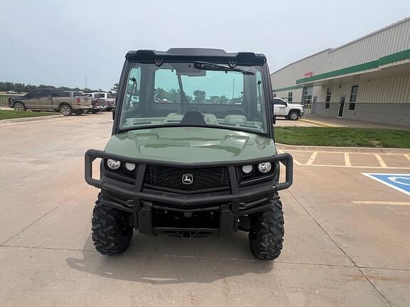 Image of John Deere XUV 835R equipment image 2