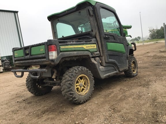 Main image John Deere XUV 835R