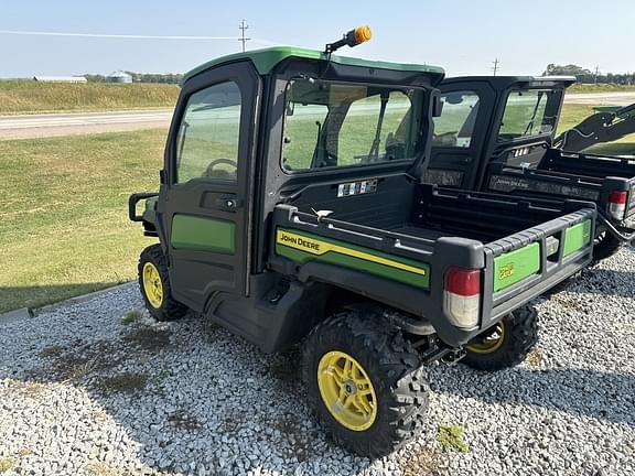 Image of John Deere XUV 835R equipment image 3