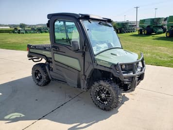 Main image John Deere XUV 835R