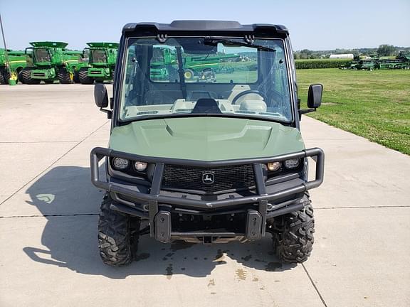 Image of John Deere XUV 835R equipment image 4