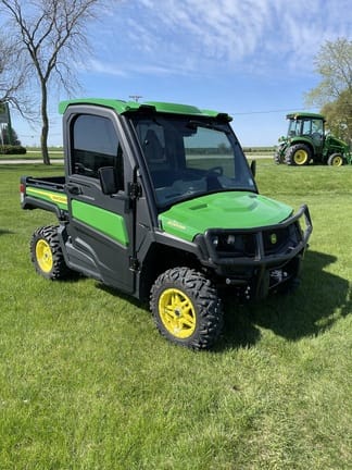Main image John Deere XUV 835R