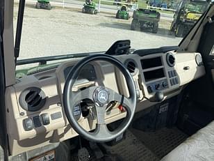 Main image John Deere XUV 835R 13