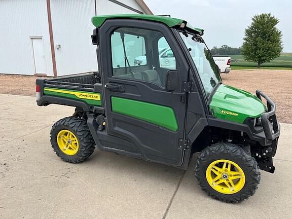 Image of John Deere XUV 835R equipment image 1