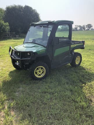 Main image John Deere XUV 835R