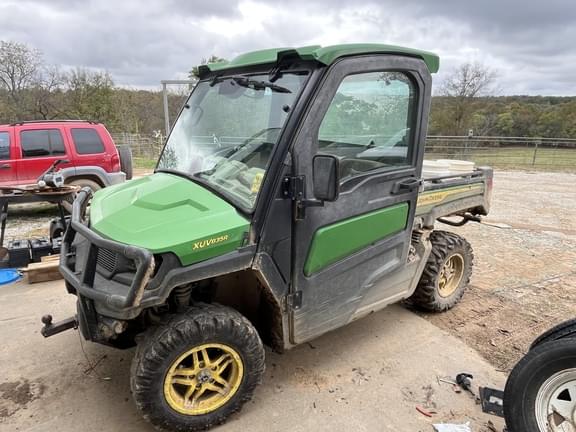 Image of John Deere XUV 835R Primary image
