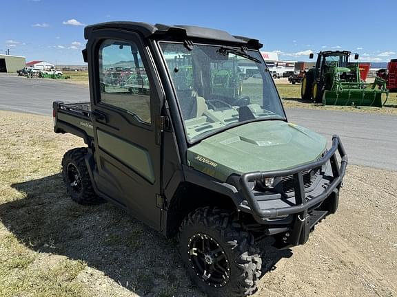 Image of John Deere XUV 835R Primary image