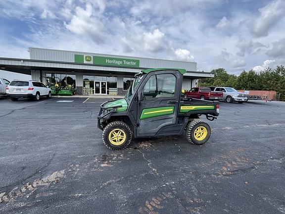 Image of John Deere XUV 835R Primary image