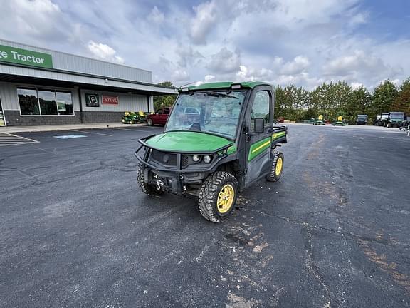 Image of John Deere XUV 835R equipment image 2