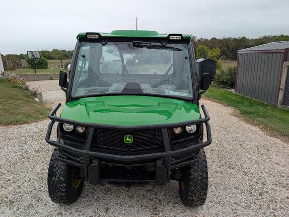 Image of John Deere XUV 835R equipment image 2