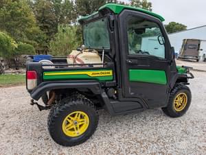 2022 John Deere XUV 835R Image