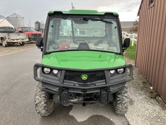 Image of John Deere XUV 835R Primary image