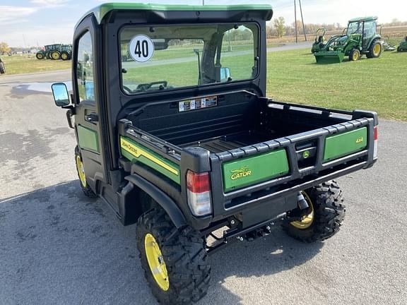 Image of John Deere XUV 835R equipment image 2