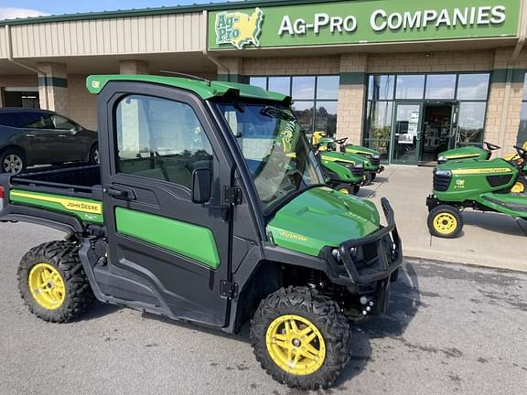 Image of John Deere XUV 835R equipment image 4