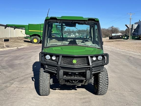 Image of John Deere XUV 835R equipment image 1