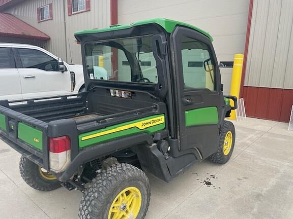 Image of John Deere XUV 835R equipment image 1