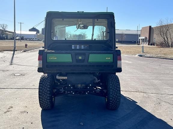 Image of John Deere XUV 835R equipment image 4