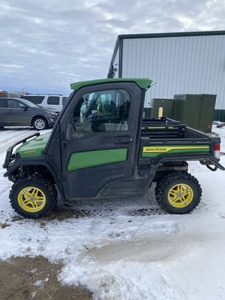 Main image John Deere XUV 835R