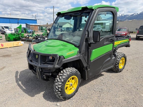 2021 John Deere XUV 835R Equipment Image0