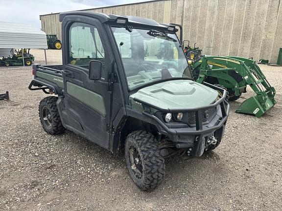 Image of John Deere XUV 835R equipment image 2