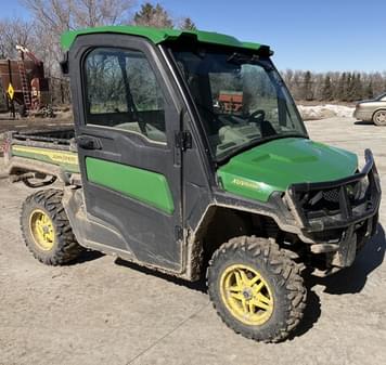 Main image John Deere XUV 835R