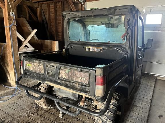 Image of John Deere XUV 835R equipment image 1