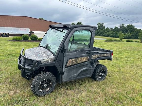 Image of John Deere XUV 835R equipment image 2