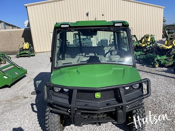 Image of John Deere XUV 835R equipment image 2