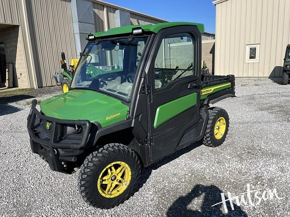 Image of John Deere XUV 835R equipment image 1