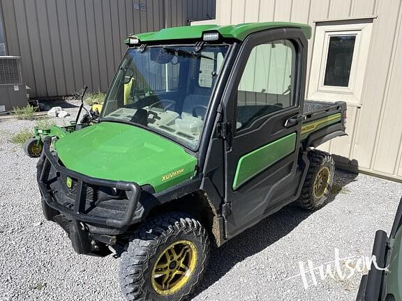 Image of John Deere XUV 835R equipment image 1