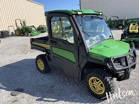 Image of John Deere XUV 835R Primary image