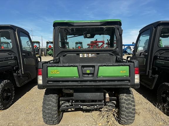 Image of John Deere XUV 835R equipment image 4