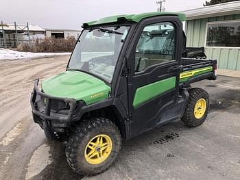 2021 John Deere XUV 835R Equipment Image0