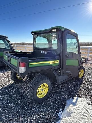 Image of John Deere XUV 835R equipment image 3