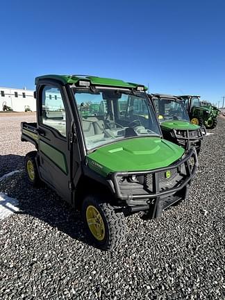 Image of John Deere XUV 835R equipment image 1