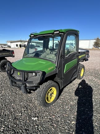 Main image John Deere XUV 835R