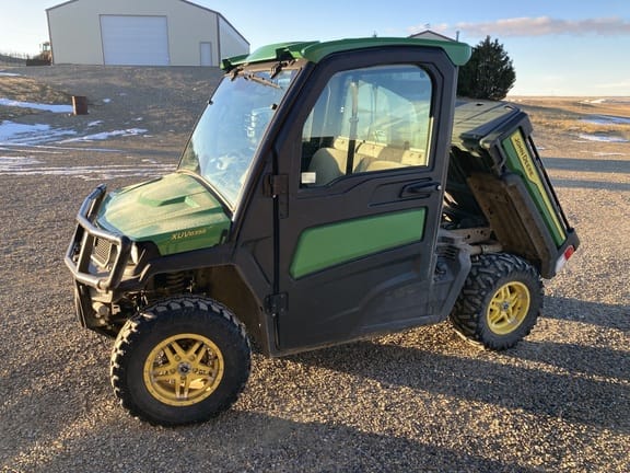 Main image John Deere XUV 835R
