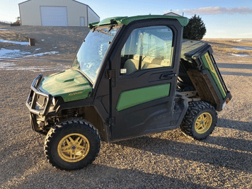 Main image John Deere XUV 835R