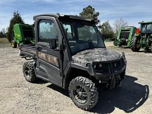 2021 John Deere XUV 835R Image